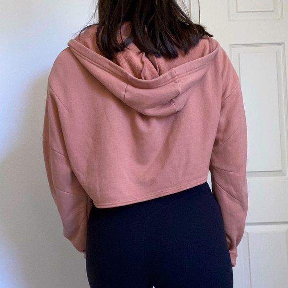 Alo Yoga Extreme Crop Jacket - Picture 7 of 13